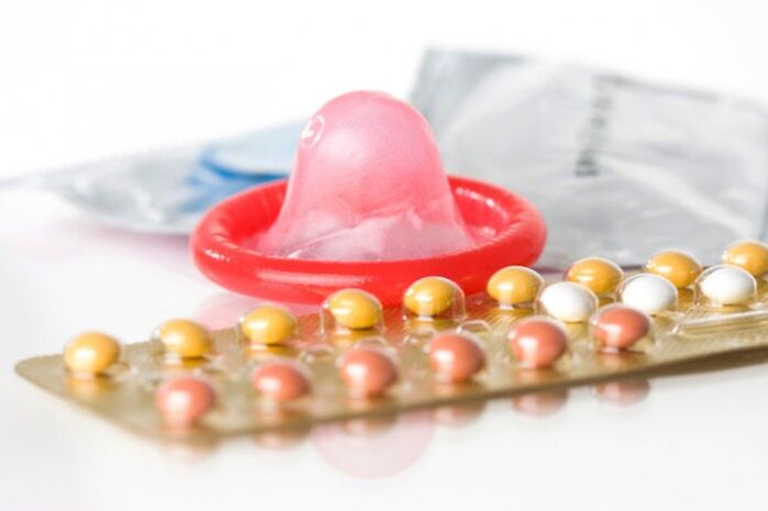 I preservativi e le pillole anticoncezionali prevengono le gravidanze indesiderate